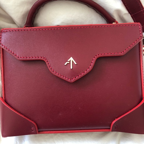 Manu Atelier micro bold crossbody in red - Picture 3 of 13